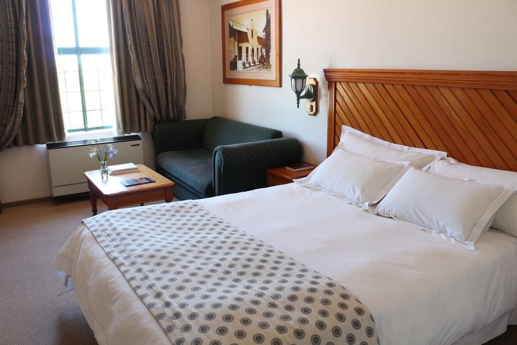 Stellenbosch Lodge Hotel & Conference Centre 외부 사진
